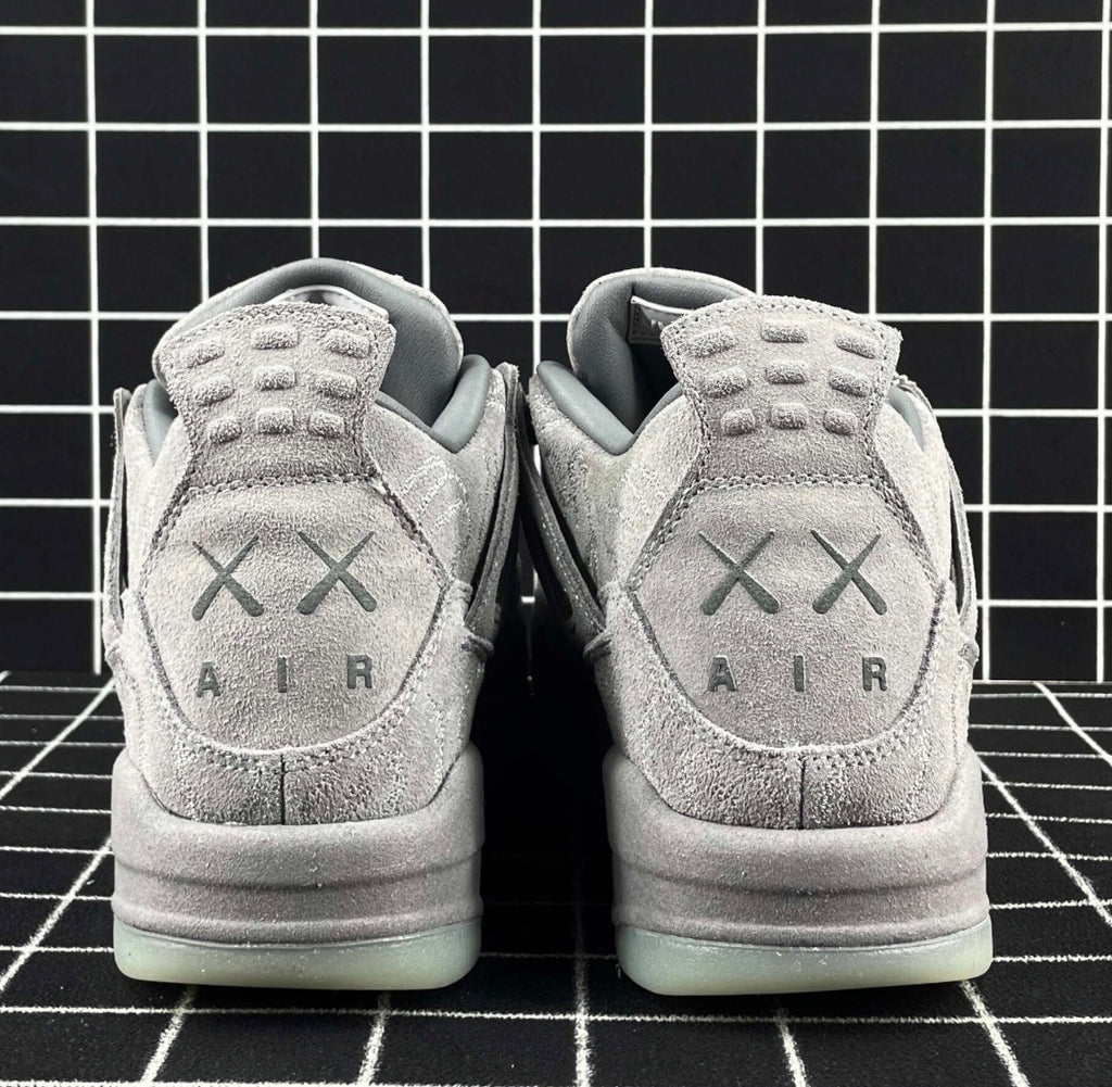 KAWS x Air Jordan 4 Retro